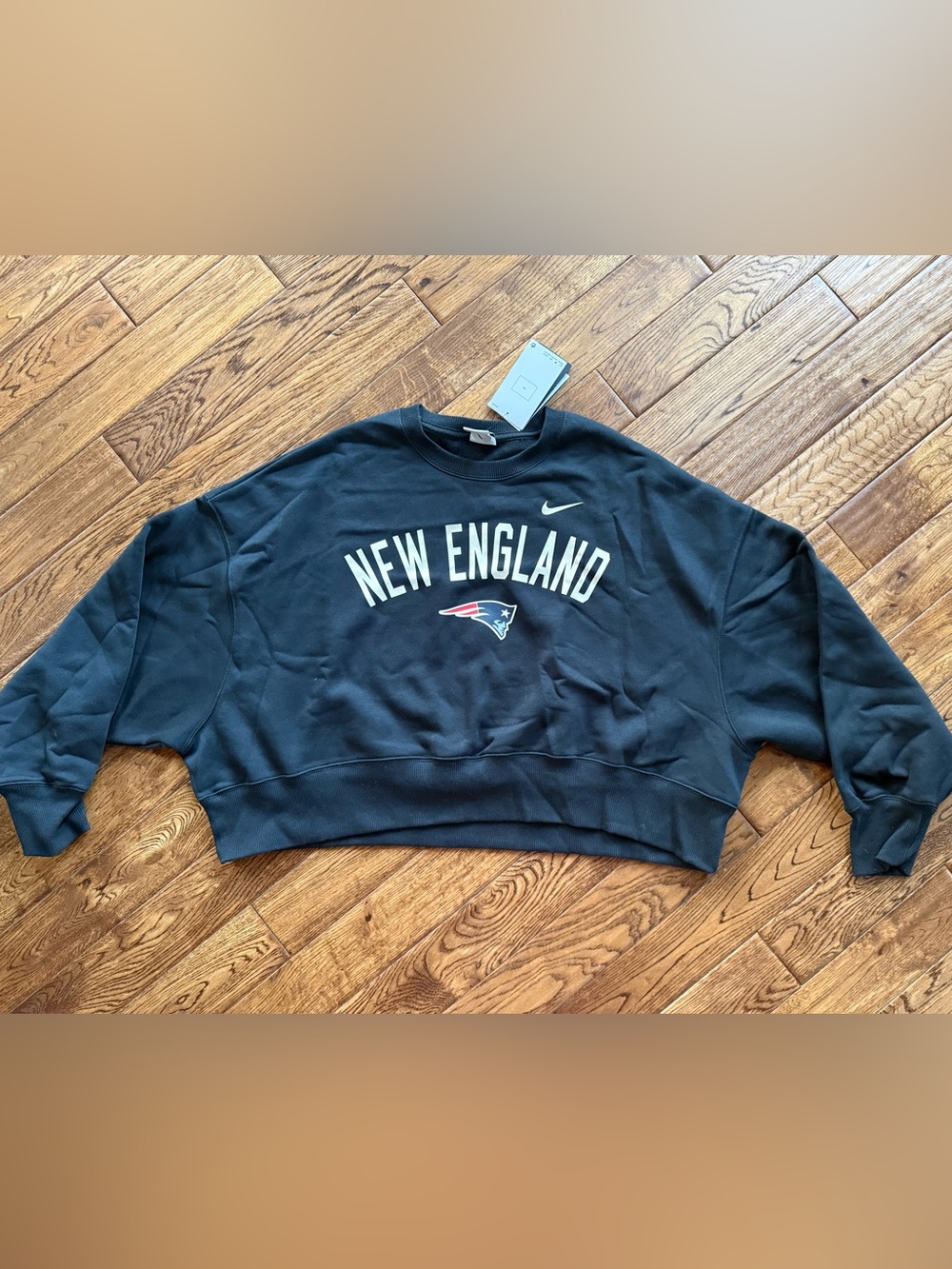 NWT Nike New England Patriots Oversized Crewneck Sweatshirt Women’s Medium NFL